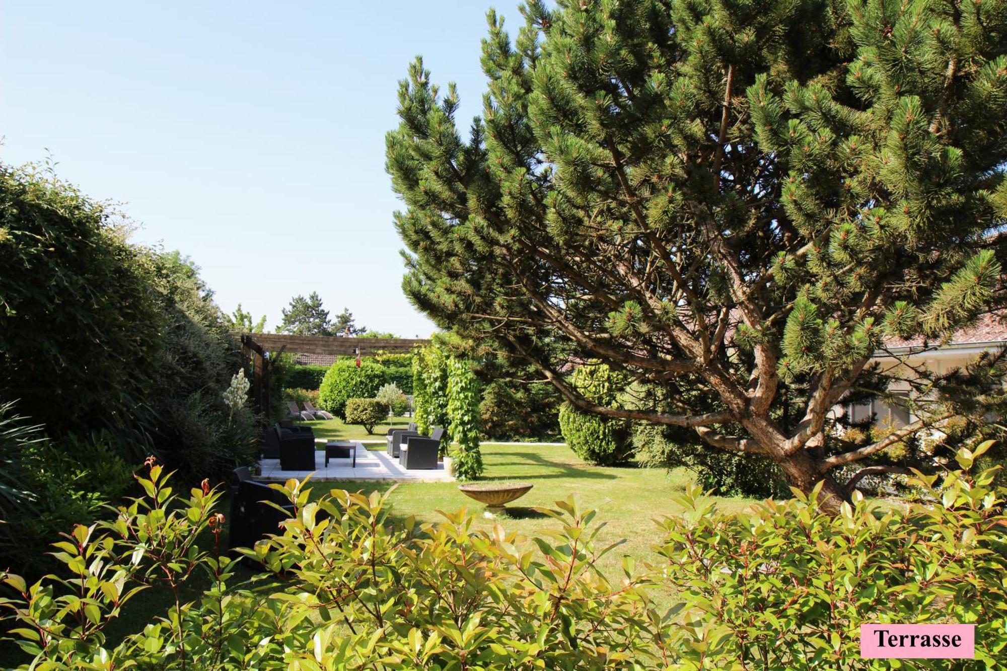 Hotel Le Clos Badan Nuits-Saint-Georges Kültér fotó
