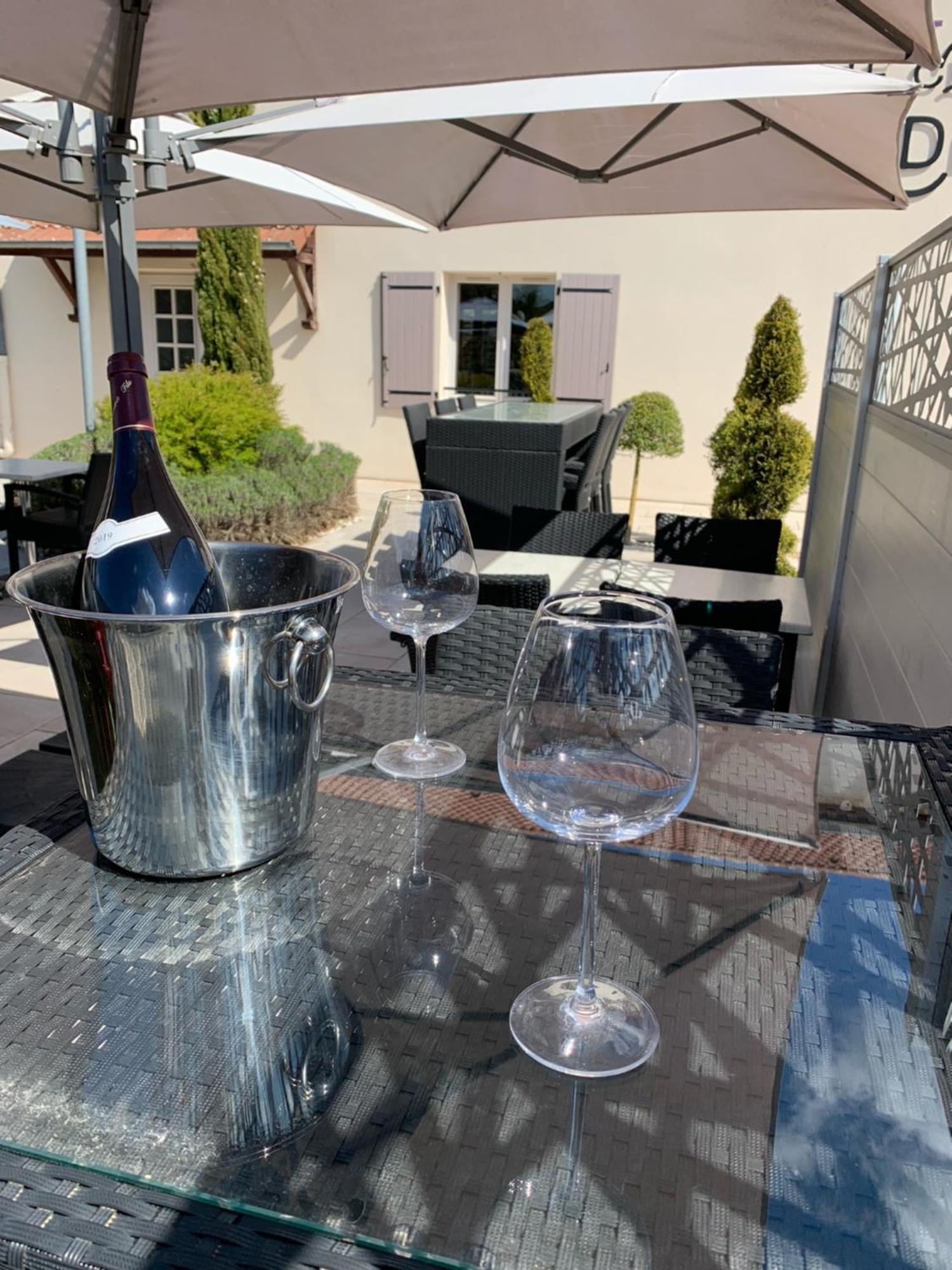 Hotel Le Clos Badan Nuits-Saint-Georges Kültér fotó