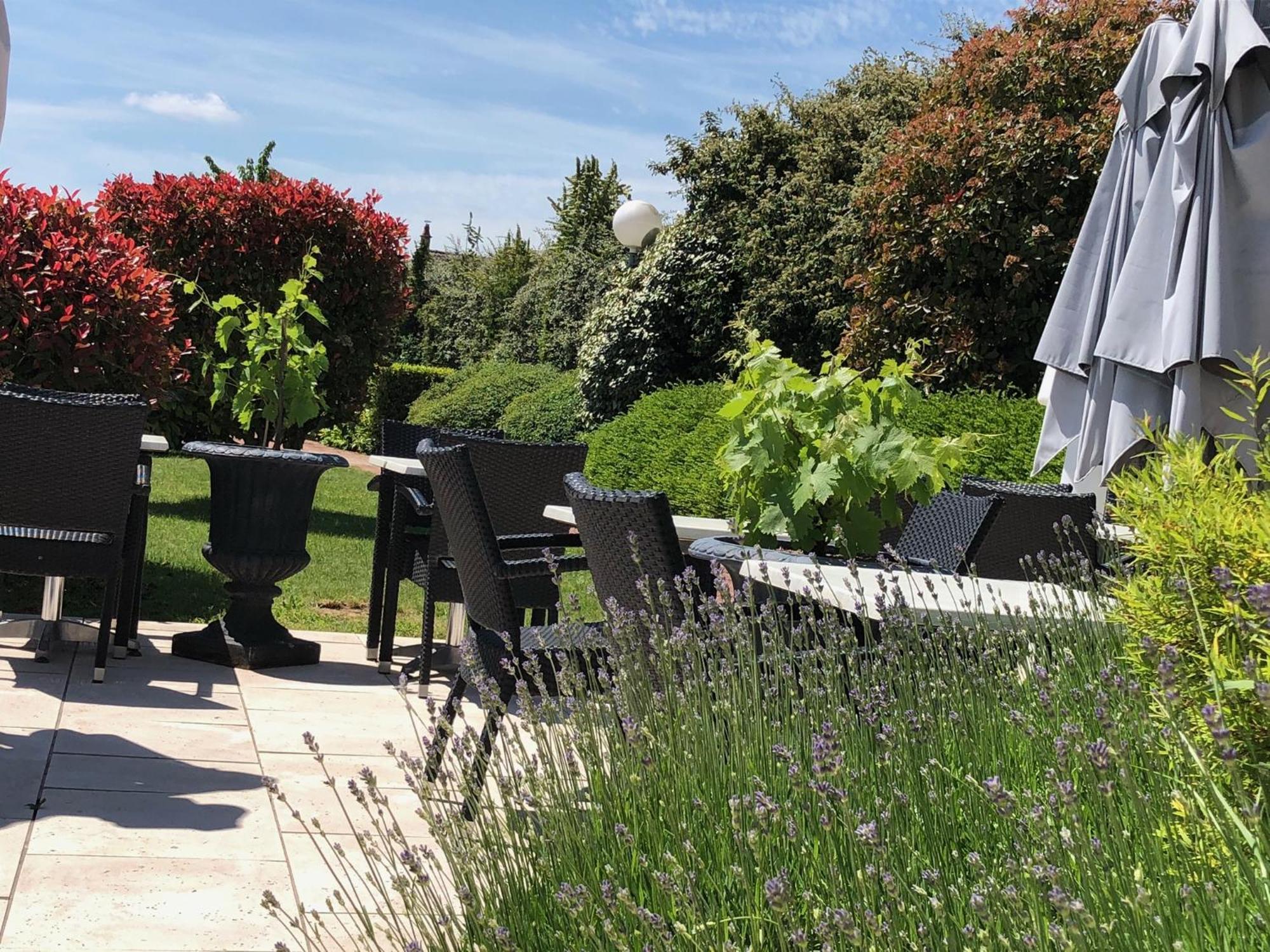 Hotel Le Clos Badan Nuits-Saint-Georges Kültér fotó